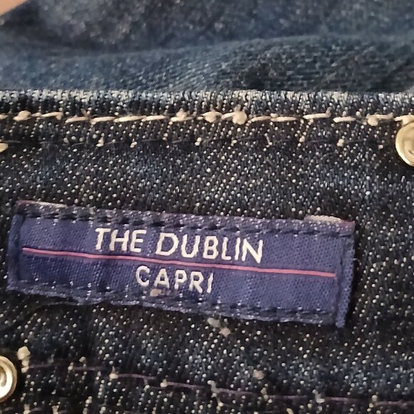 Vigoss Jeans Plus Size 20 Dublin Capri Low Rise Embellished Dark Denim Stretch - Picture 9 of 11